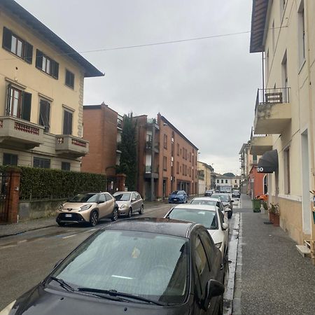 Appartamento Esclusivo In Borgo Giannotti ルッカ エクステリア 写真